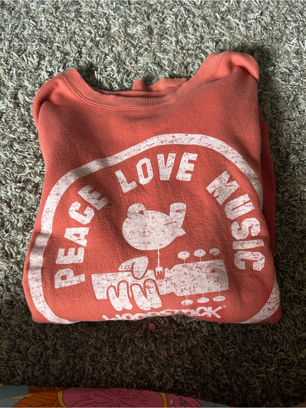 Woodstock sweatshirt! 🧡